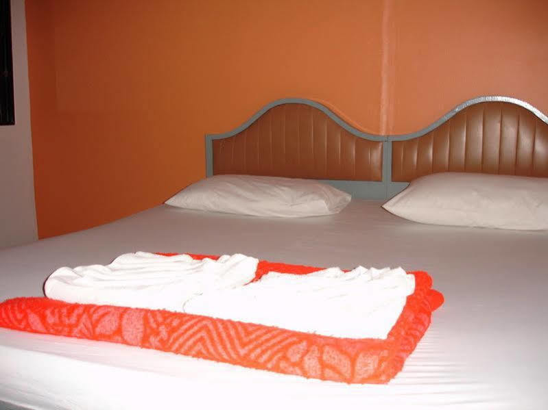 קראבי B&B House & Hostel מראה חיצוני תמונה